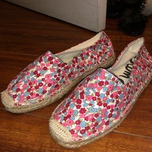 BRAND NEW SAM EDELMAN ESPADRILLES